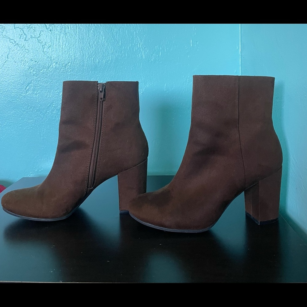 brown boots